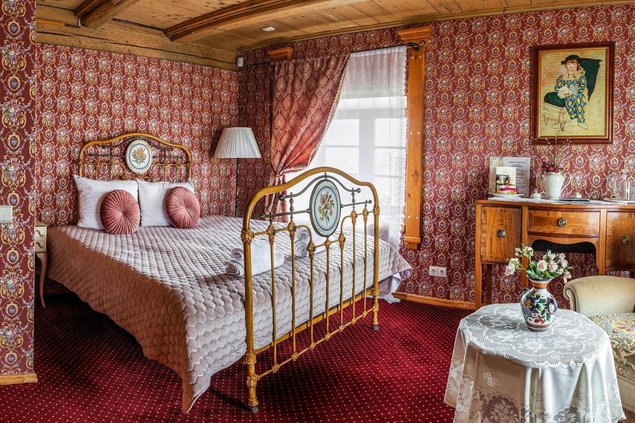 Pakruojis Manor Hotel Miller'S House ภายนอก รูปภาพ